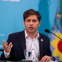 Axel Kicillof continúa con su campaña electoral con reuniones con intendentes bonaerenses