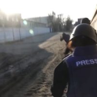 “Estábamos bajo ataque completo”: así tirotearon rusos a equipo de Sky News (Video)