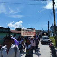 Marchan tseltales católicos por la liberación de presos en Chiapas