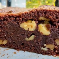 Budín de chocolate, banana y nueces sin gluten: la combinación dulce que necesitás para tu tarde matera
