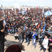 Petroleros acordó un aumento salarial del 79% con ajustes trimestrales