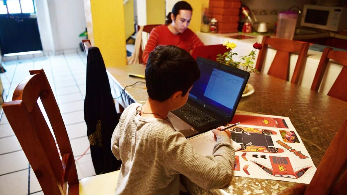 El presidente insistió en la necesidad de regresar a las clases presenciales