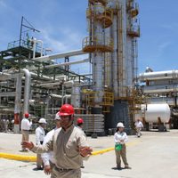 Suspenden por tiempo indefinido la aplicación de Ley de Hidrocarburos