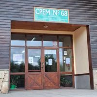 CPEM 68: conflicto entre estudiantes derivó en un intento de ingreso violento por parte de personas adultas