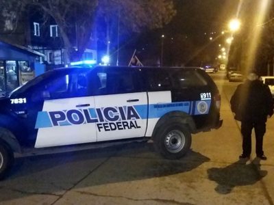 Detuvieron a una pareja que vendía marihuana en una plaza de San Martín de los Andes