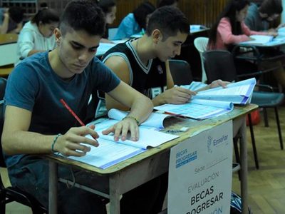 ¡Tomá apuntes! Becas Progresar: ¿cómo hacer para cobrar los casi 7 mil pesos mensuales?
