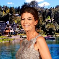 Vajilla elegante y sillones hechos a mano: Juliana Awada decoró su casa de Villa La Angostura