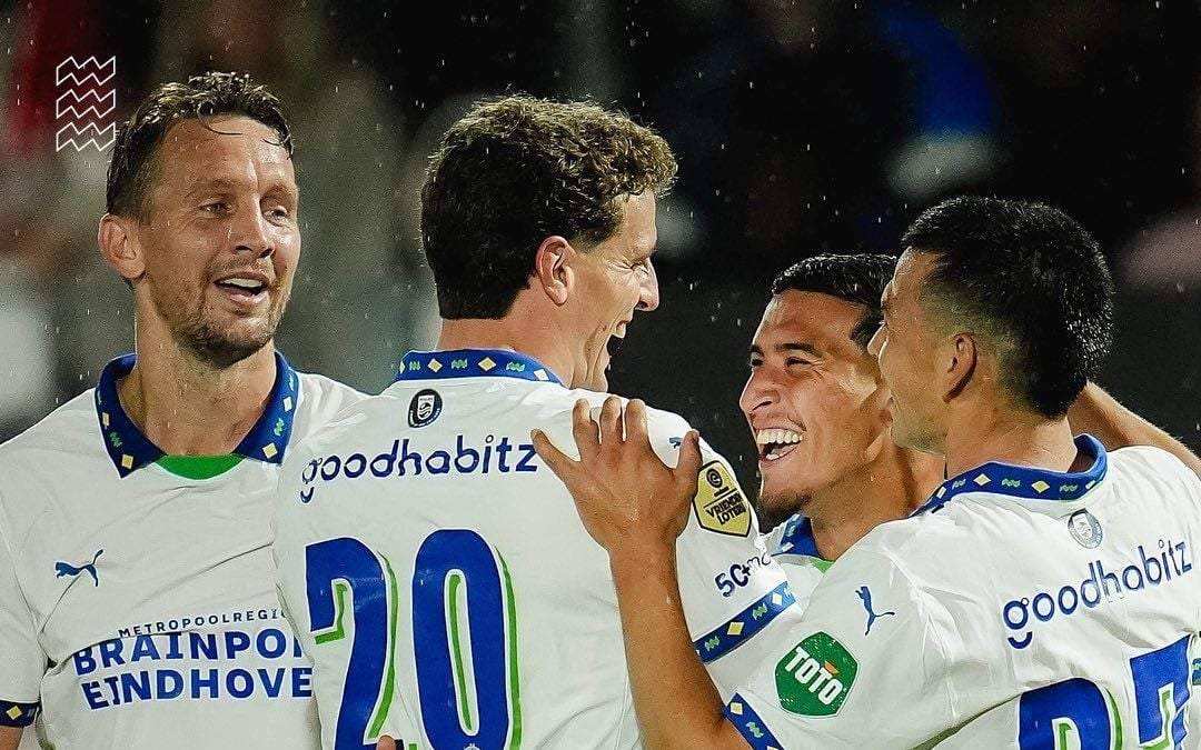 Hirving “Chucky” Lozano anota gol en victoria del PSV