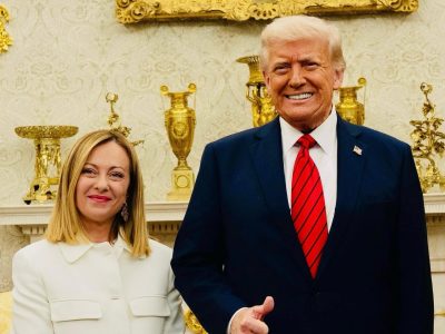 Trump dice que no tiene prisa por eliminar aranceles; se reúne con Giorgia Meloni