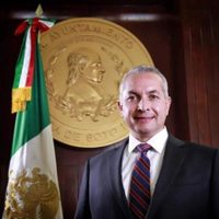 Pagó PRI más de 400 mil pesos a empresa del alcalde de Pachuca, quien luego lo acusó de “atropellos”