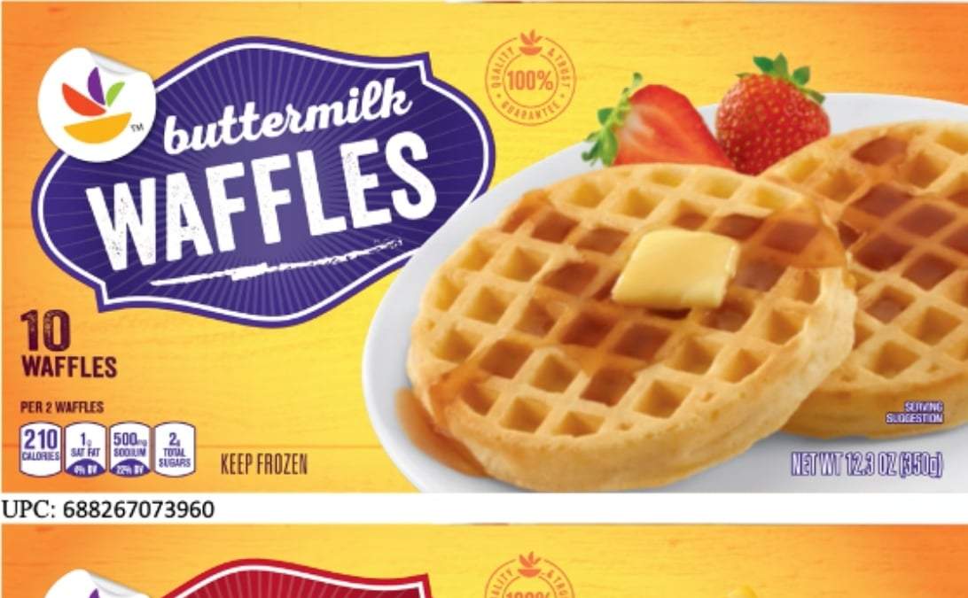 Paquetes de dos tipos de waffles congelados de la compañía que son parte de un retiro de mercado debido a que podrían estar contaminados con listeria