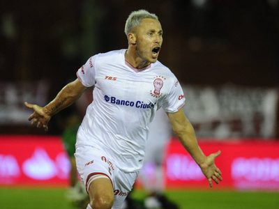 ¿Israel Damonte se retira para ser DT en la Superliga?