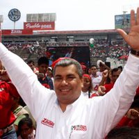 Circula video de otra pareja de Javier López Zavala que lo acusa de violencia