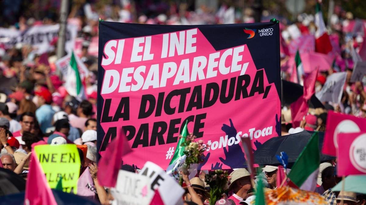Marcha contra el Plan B llevada a cabo el domingo 26 de febrero de 2023