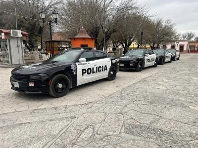 Calcinan a dos escoltas en el interior de un auto en Villaldama, Nuevo León