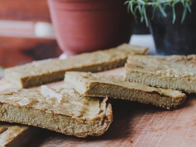 Fainá de lentejas: una receta fácil y tentadora que te salva la cena del finde