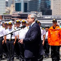 Alberto Fernández homenajeó a la Armada Argentina en su día