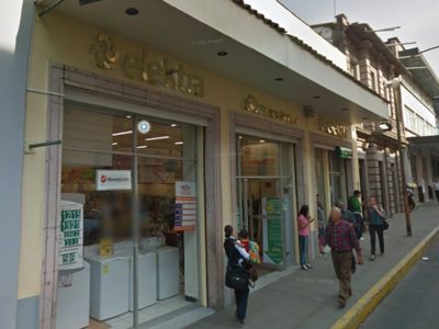 Embargan tienda Elektra en Puebla por no pagar indemnización a extrabajadores