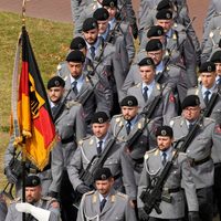 Alemania aprueba plan para atraer más reclutas militares sin recurrir al servicio obligatorio