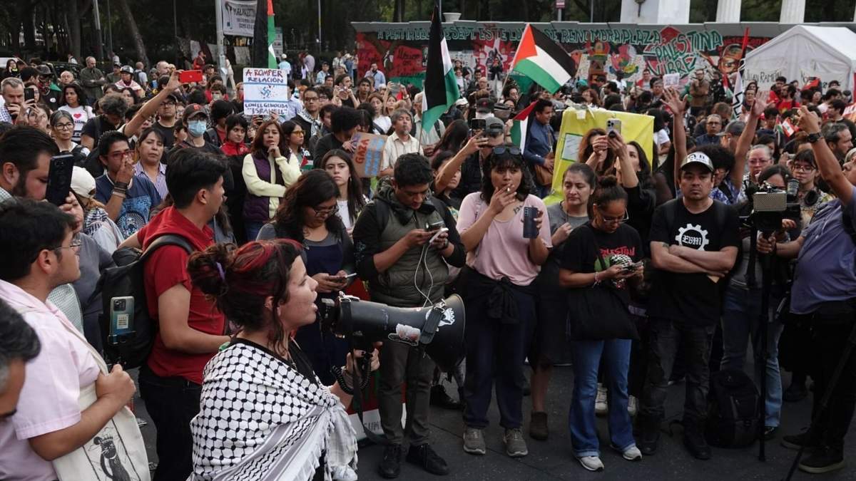 La protesta frente a la sede de la Secretaría de Relaciones Exteriores