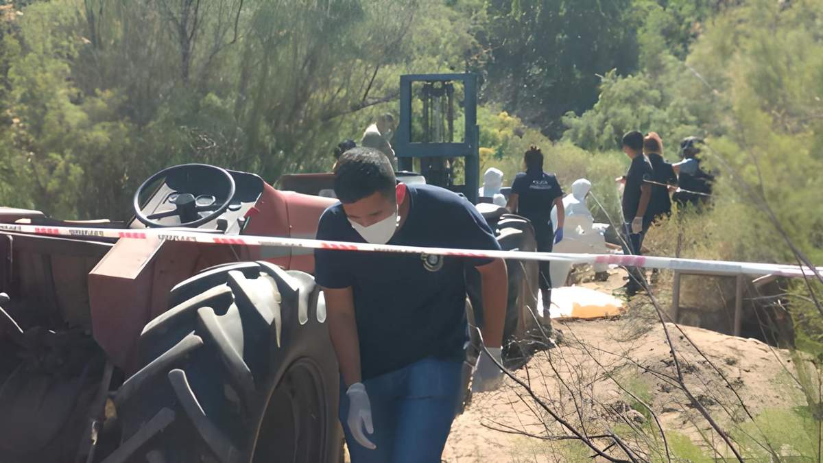 El automóvil fue encontrado el jueves cerca de Fernández Oro. Fuente: (Twitter)