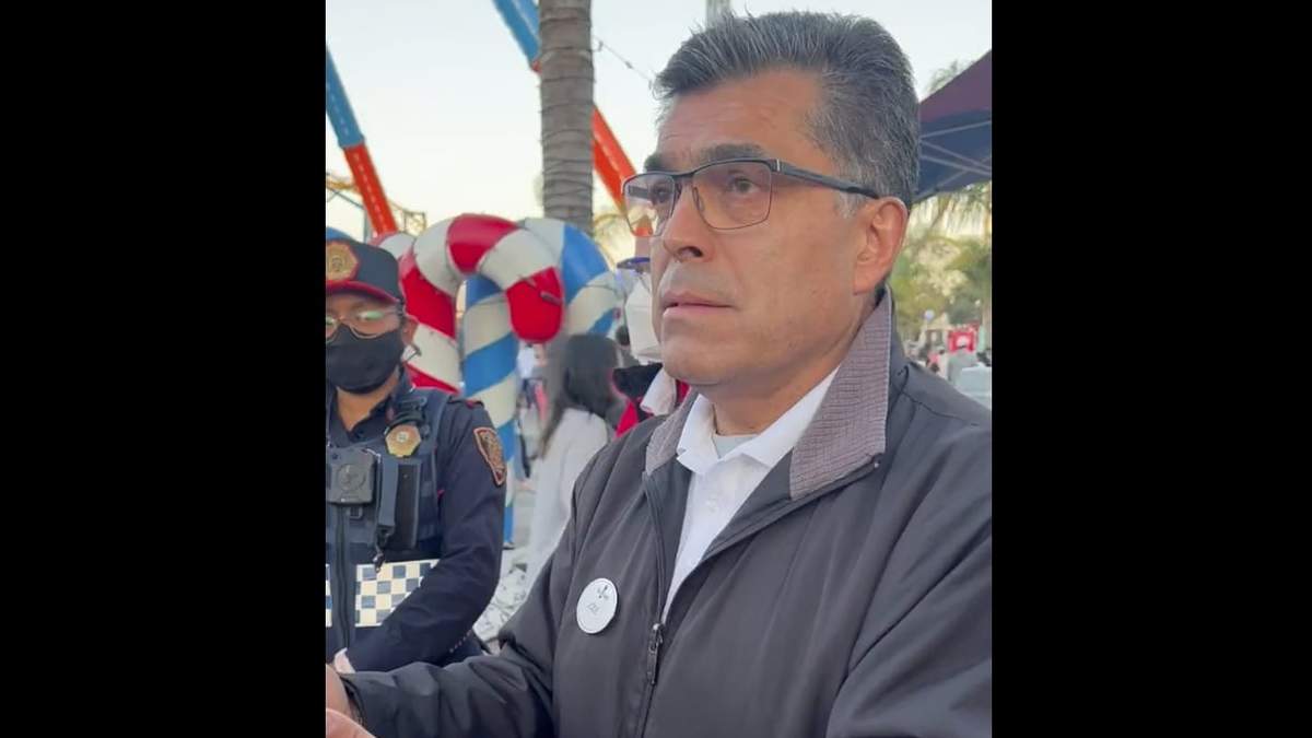 La persona que se presentó como director del parque