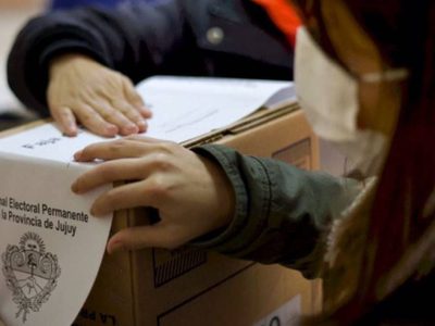 A menos de un mes para las PASO, se define el horario de votación para los grupos de riesgo