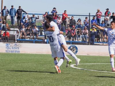 Deportivo Rincón goleó 5 a 0 y logró la clasificación tras dar vuelta la serie ante Las Parejas