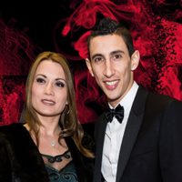 Una velada muy romántica: las acarameladas postales de Jorgelina Cardoso y Ángel Di María