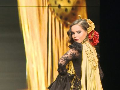 Gloria Camila Ortega quiso mostrar su manicura pero terminó exponiendo un detalle