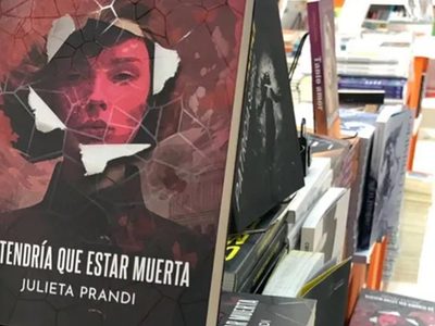 "Yo debería estar muerta": de qué se trata el libro de Julieta Prandi