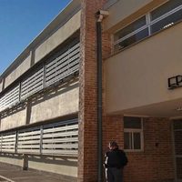 Denuncian que una alumna de secundaria fue víctima de acoso frente al colegio