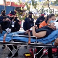 Golpean y asaltan a adulto mayor al salir de un BBVA en la Benito Juárez