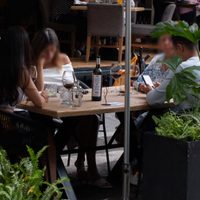 Mesera se enoja porque le dejaron propina de 200 pesos por una cuenta de 7 mil pesos