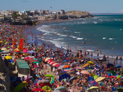 Río Negro: un grupo de residentes se opone a la apertura del turismo