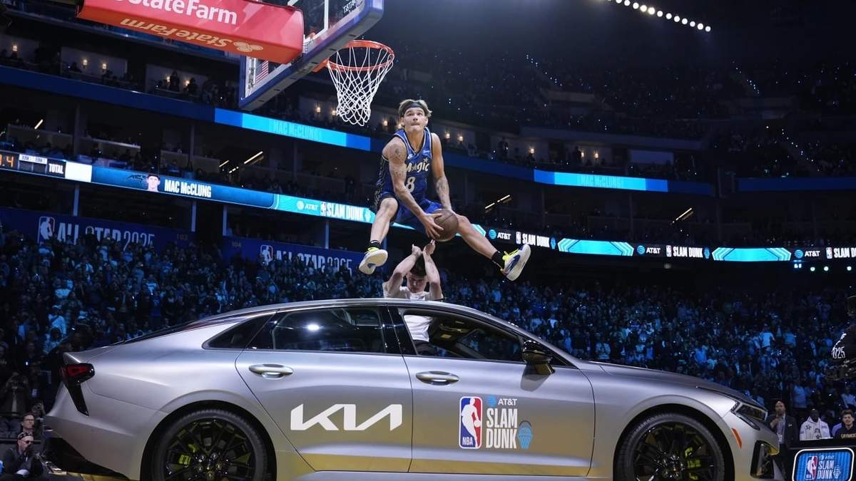 Mac McClung logra el primer triplete consecutivo en un concurso de clavadas de la NBA