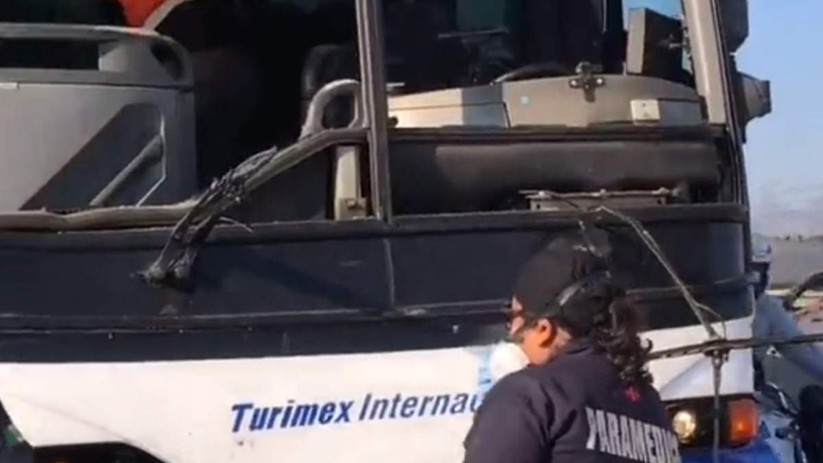 Uno de los autobuses involucrados en el accidente