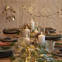 Cómo decorar tu mesa navideña para atraer la buena suerte y prosperidad en este 2024
