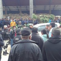 Retienen a elementos de la GN, la AEI, ministerios públicos y peritos en Santiago Textitlán, Oaxaca