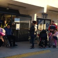 Por temor a nuevos robos, supermercados de la capital restringieron el ingreso de personas