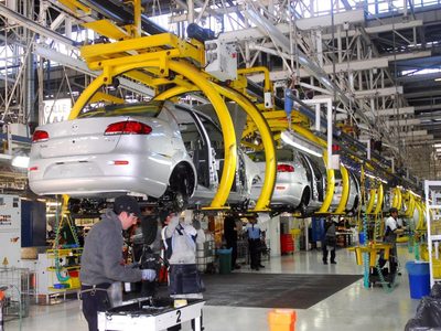 Sector automotriz: Fernández anunció incentivos y beneficios para la industria