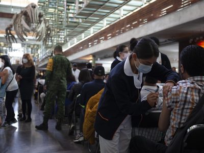 Coparmex ofrece apoyo para acelerar vacunación en CDMX y evitar una “catástrofe” con un nuevo cierre