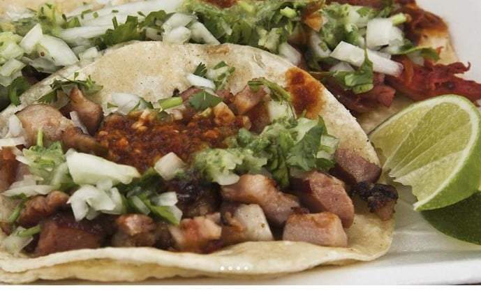 Tacos entre las mejores comidas callejeras del mundo