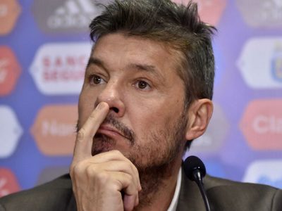 ¡Terremoto en El Trece! Marcelo Tinelli indignado con grupo Clarín y anuncia lo peor.