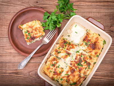 Lasaña de pollo: no te quedes sin preparar esta jugosa versión para resolver una comida del finde