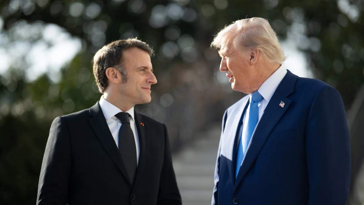 Emmanuel Macron y Donald Trump en la Casa Blanca en febrero de 2025