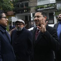 Fiscalía de CDMX entrega cinco departamentos del Cártel Inmobiliario para damnificados del sismo