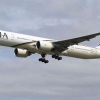 Se estrella avión con 40 personas en Paquistán