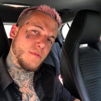 Increíble nuevo estilo: Alexander Caniggia mostró su cambio de look y causó furor en las redes