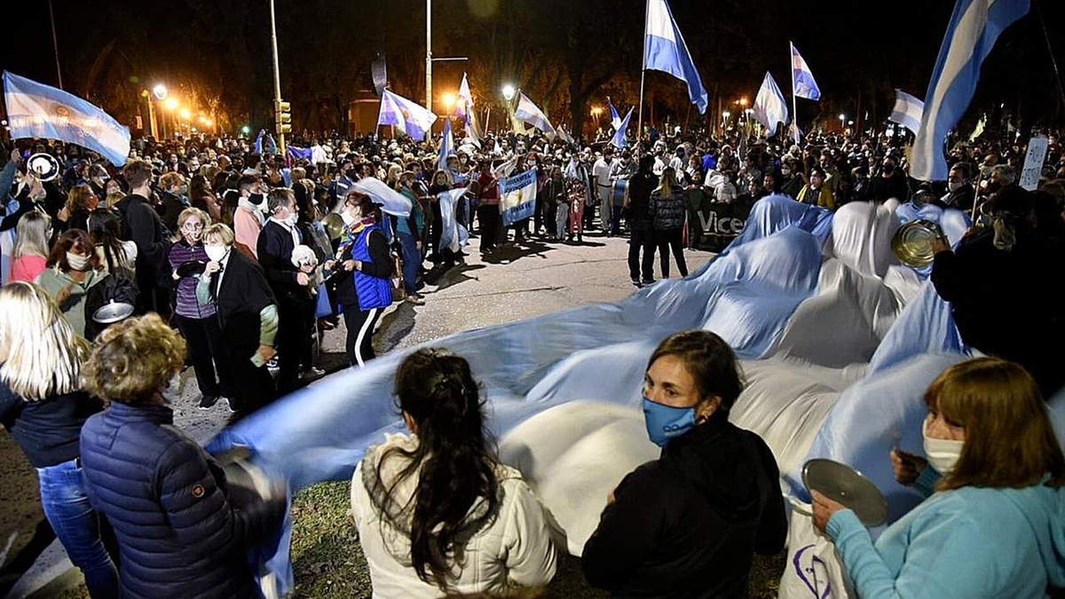 Cacerolazo contra la intervención de Vicentín. Fuente: (Twitter).
